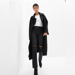 GAP High Rise Cheeky Straight Jeans Color: Worn Black Size: 31 Short